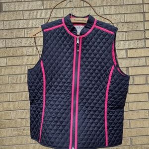 Cozy And Stylish Tehama by Nancy Halay vest Medium Pop Of Pink🎀